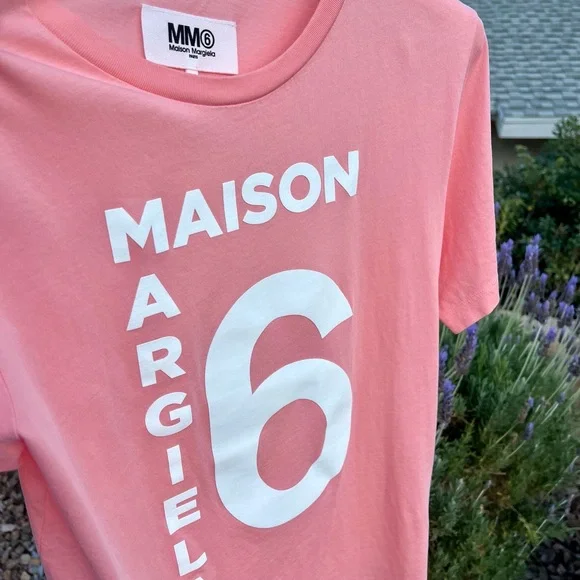 Maison Margiela Shirt Salmon Pink Logo Tee Unisex Size 14Y fits Womens Small NWT - Picture 4 of 8